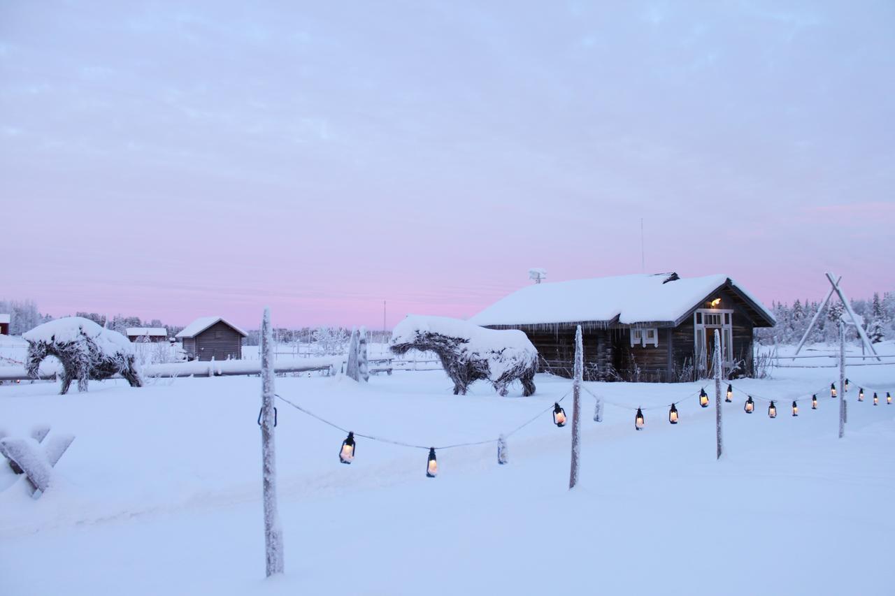Elves Village Hotel Kongas Exterior photo
